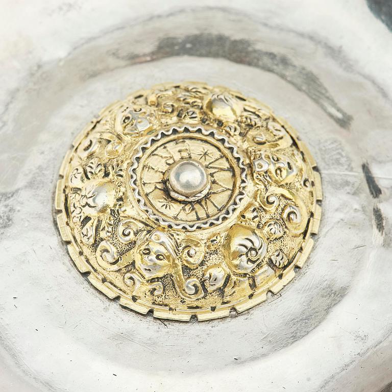A parcel-gilt drinking bowl/kovsh, Nordic Renaissance, early 17th century possibly Uleåborg, Finland.