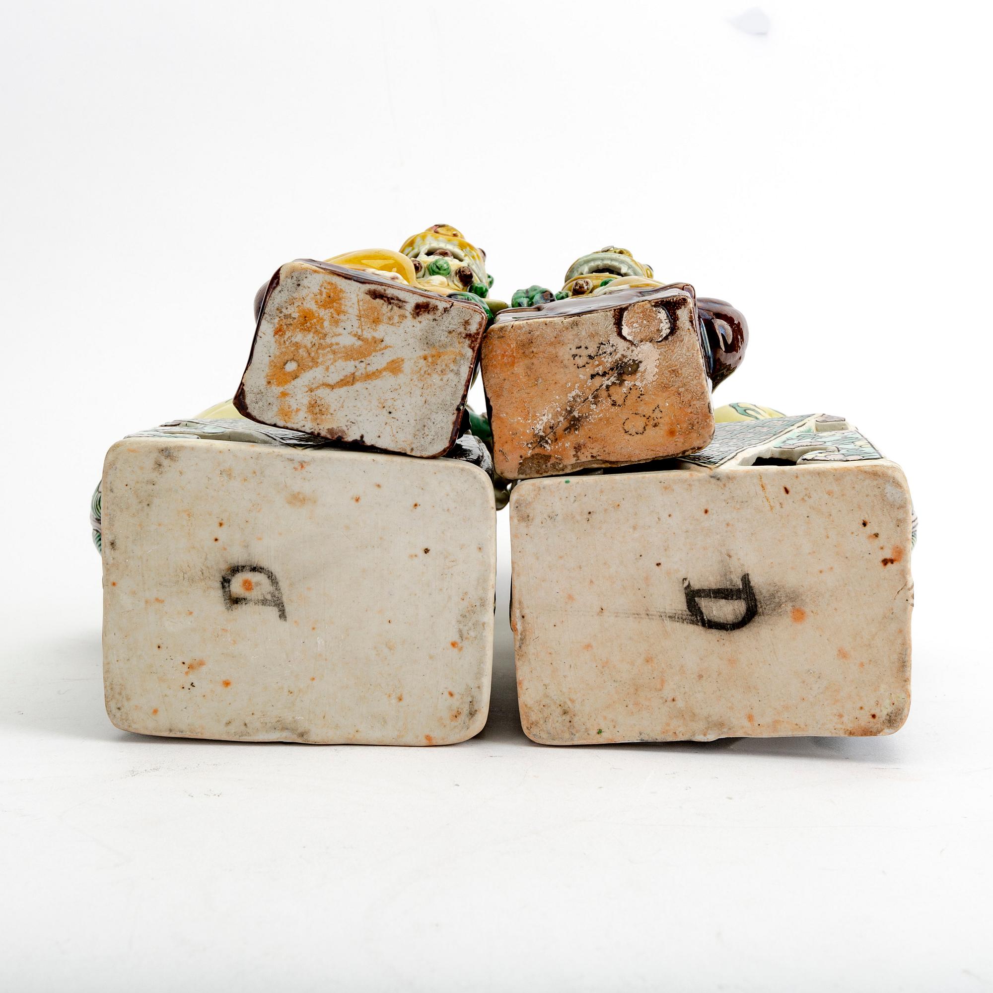 Figuriner, två par, porslin. Kina, 1900-tal.