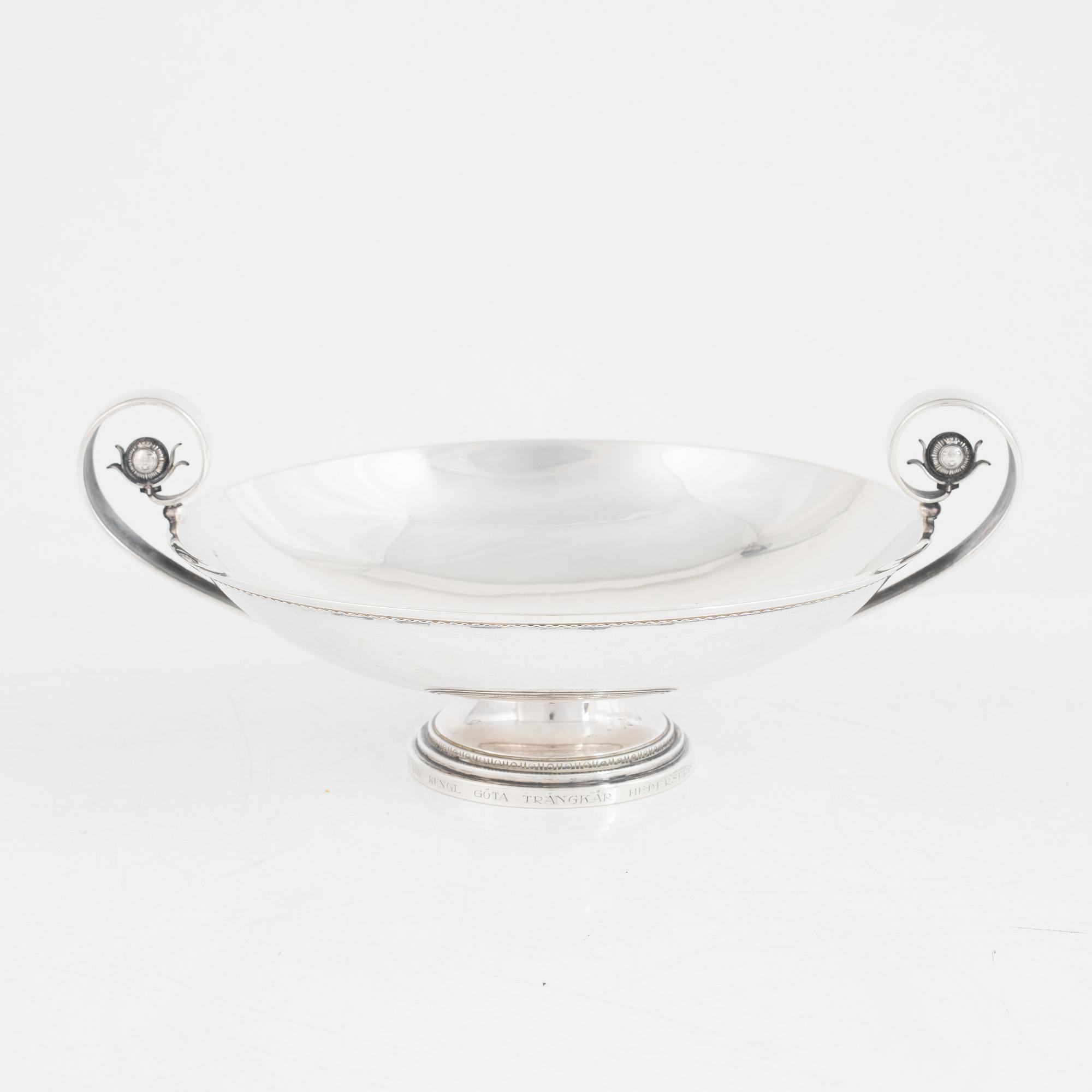 Atelier Borgila, a sterling silver bowl on foot, Stockholm 1930.