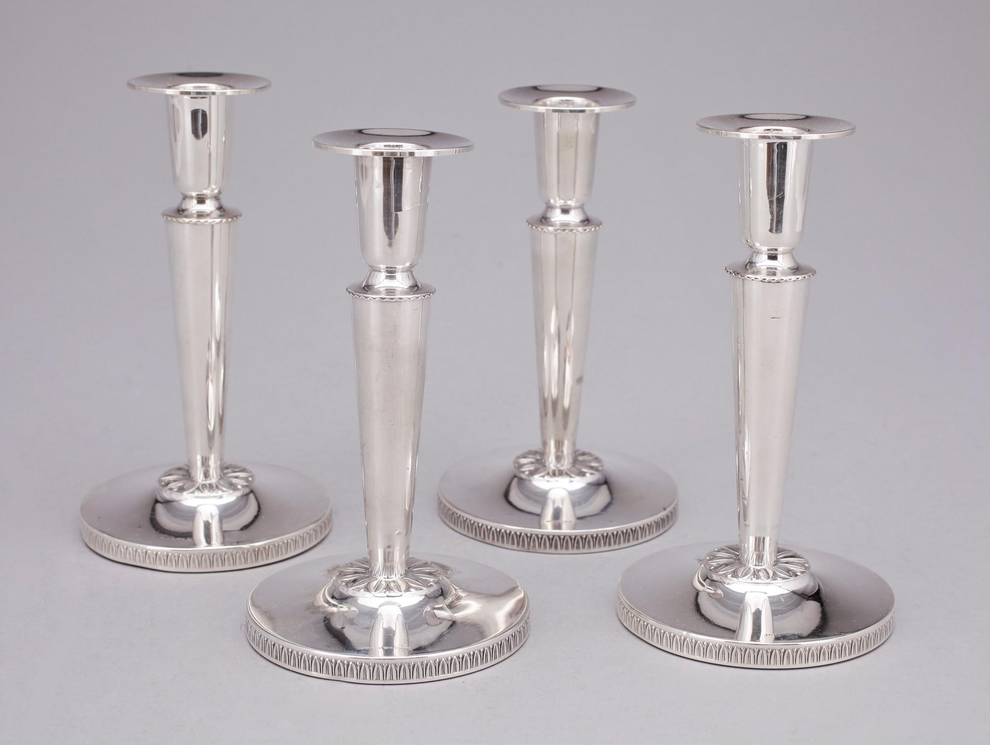 LJUSSTAKAR, 2 par, silver, empirstil, bl a Ceson Guldvaru AB, Göteborg, 1900-tal.