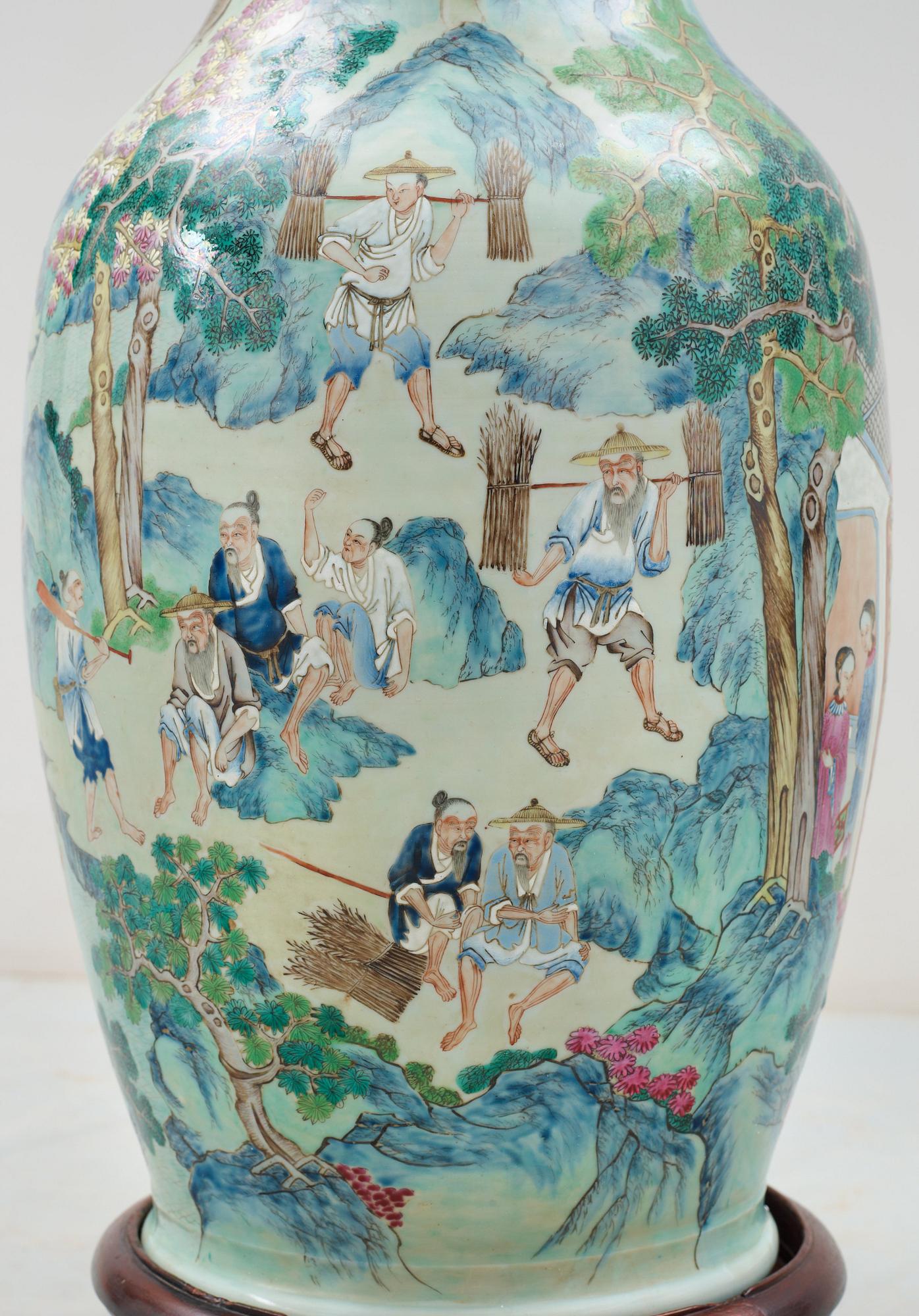 PRAKTVAS, porslin. Sen Qing dynastin.