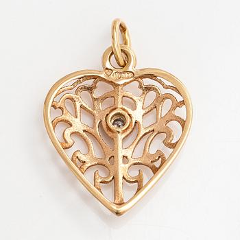 Kalevala Koru, pendant, “Onnen sydän”, 14K gold, small diamond.