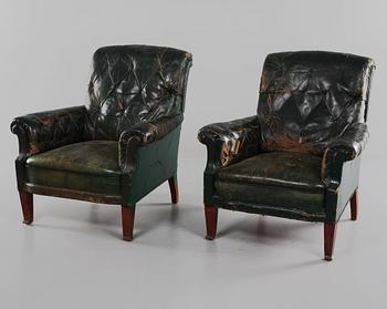 FÅTÖLJER, ett par, 1900-talets första hälft.