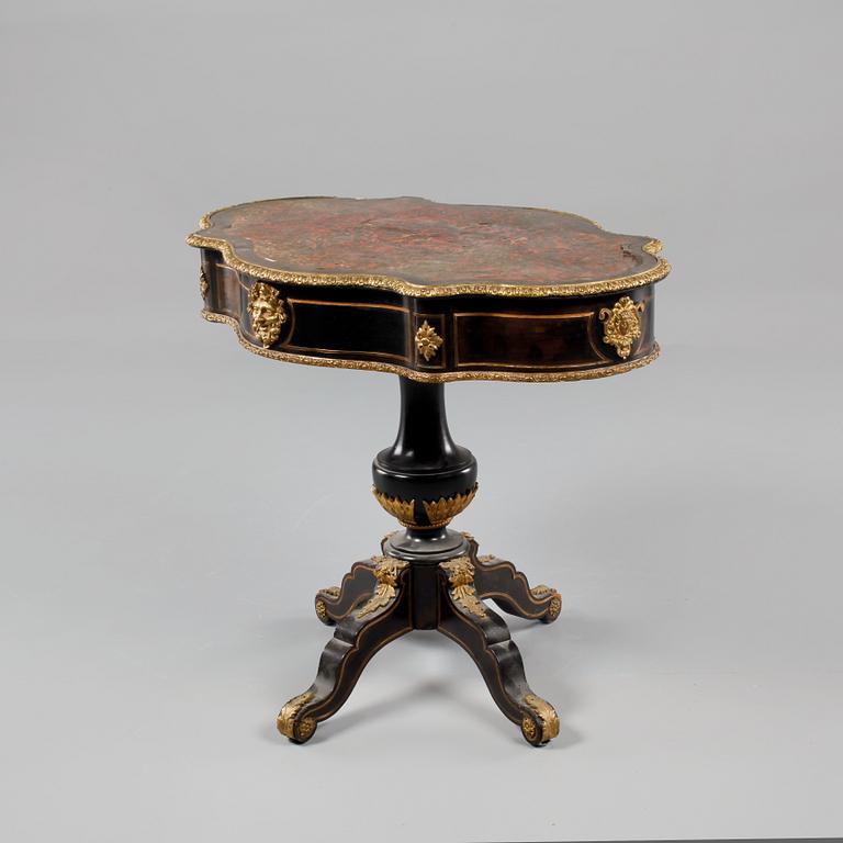 SALONGSBORD, Frankrike, Boulle-stil, 1800-talets andra hälft.