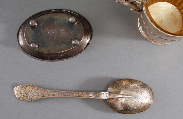 PARTI SILVER, 3 delar, bl a Stockholm, 1700-1800-tal, vikt 189 gram.