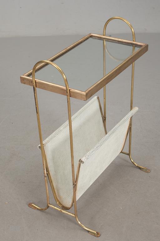 TIDNINGSSTÄLL, 1950-tal.