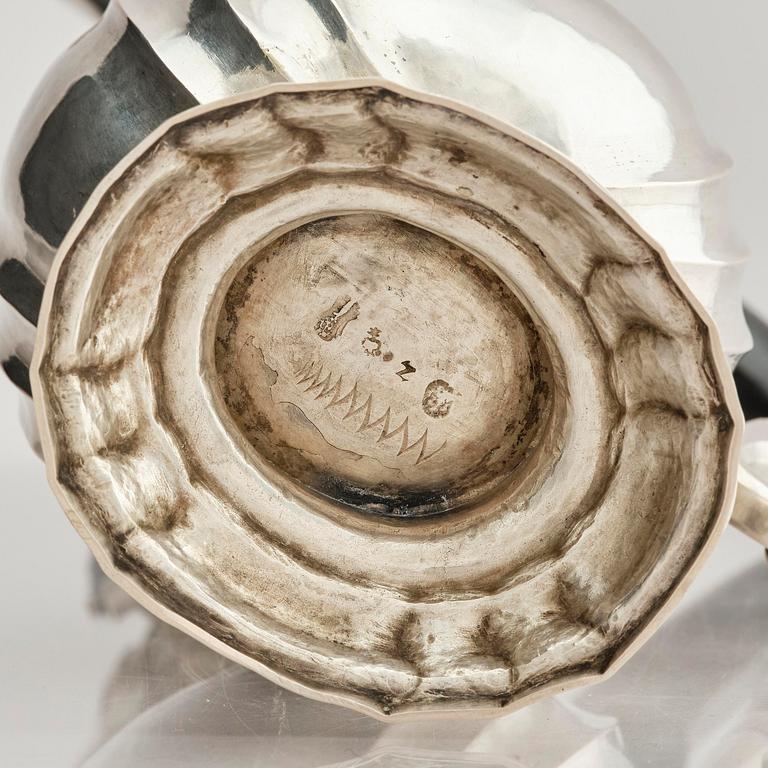 A German 18th century silver coffee-pot, mark of Johan Jacob Loose, Halle (Saale), Sachsen-Anhalt.