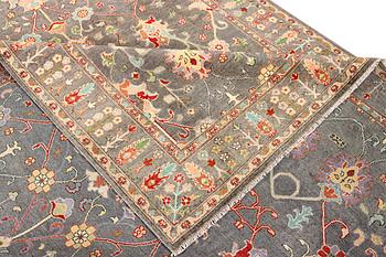 A Kazak carpet, c. 351 x 274 cm.