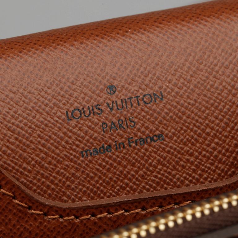 PORTFÖLJ, Louis Vuitton, "Neo Robusto".