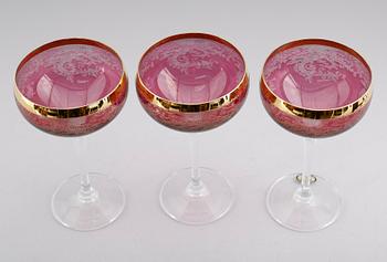 CHAMPAGNESKÅLAR, 12 st, glas, Böhmen, 1900-talets mitt.