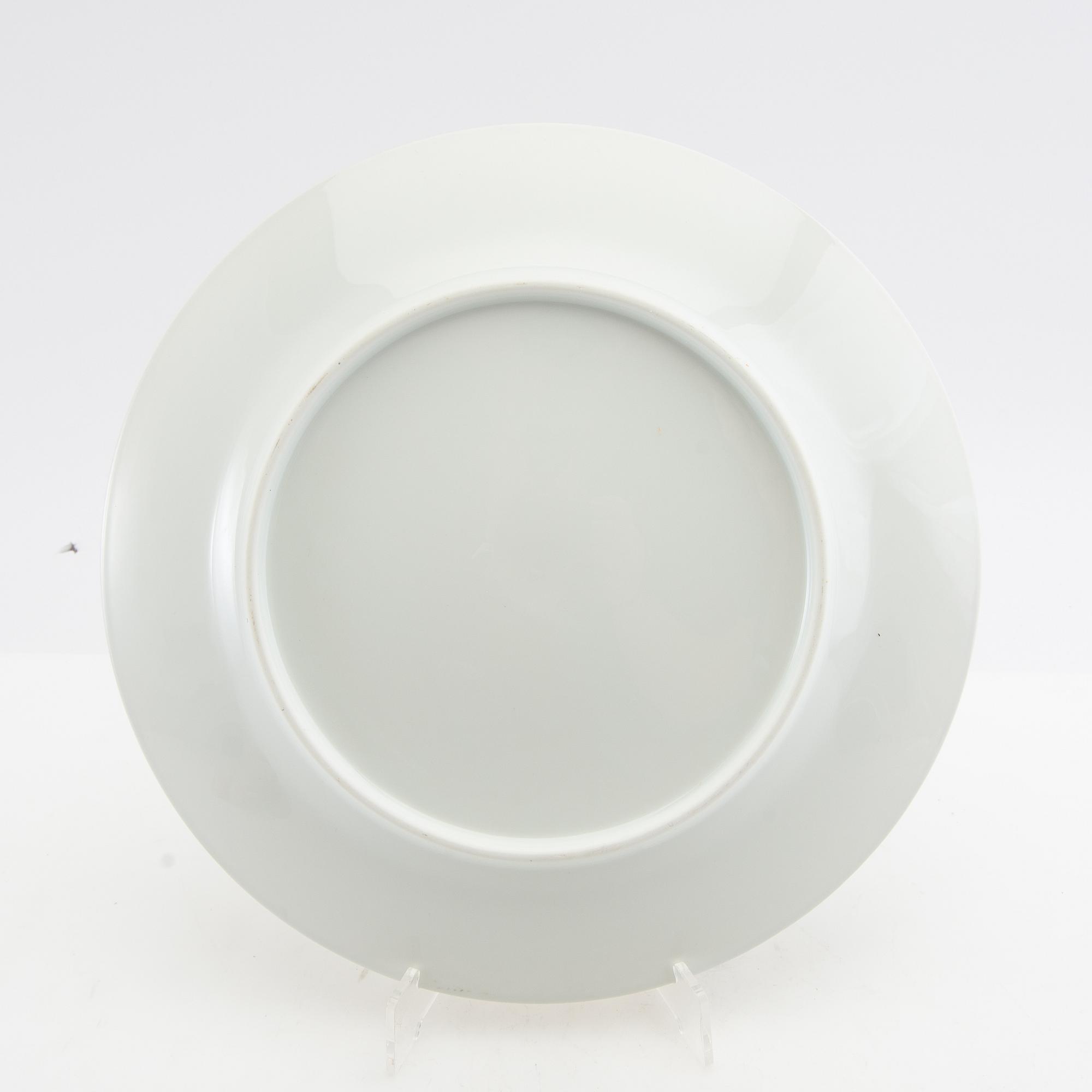 Dinner plates 12 pcs mid-20th century porcelain.