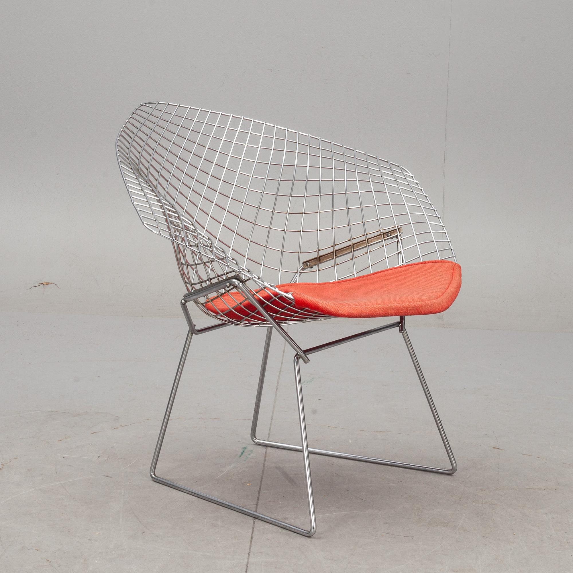 KARMSTOL, "Diamond Chair", design Harry Bertoia.