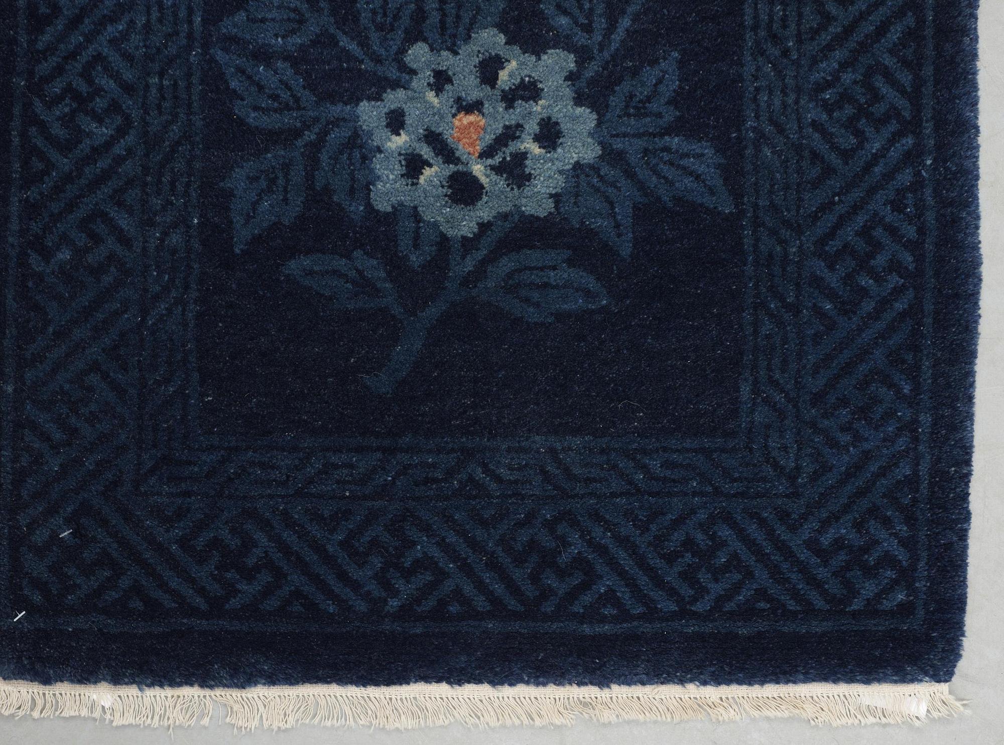 SEMI-ANTIQUE/OLD BAOTOU. 132 x 65,5 cm.