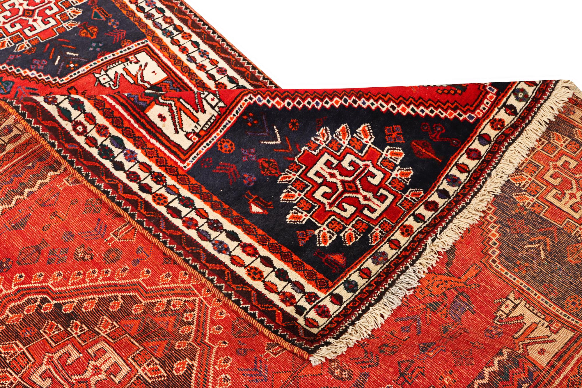 A Qashghai carpet, c. 280 x 183 cm.