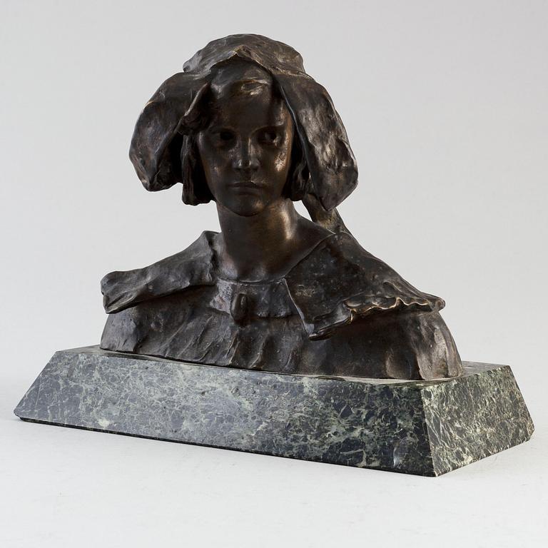 RUTH MILLES, Sculpture, bronze, signed, foundry mark. Total height 24 cm.