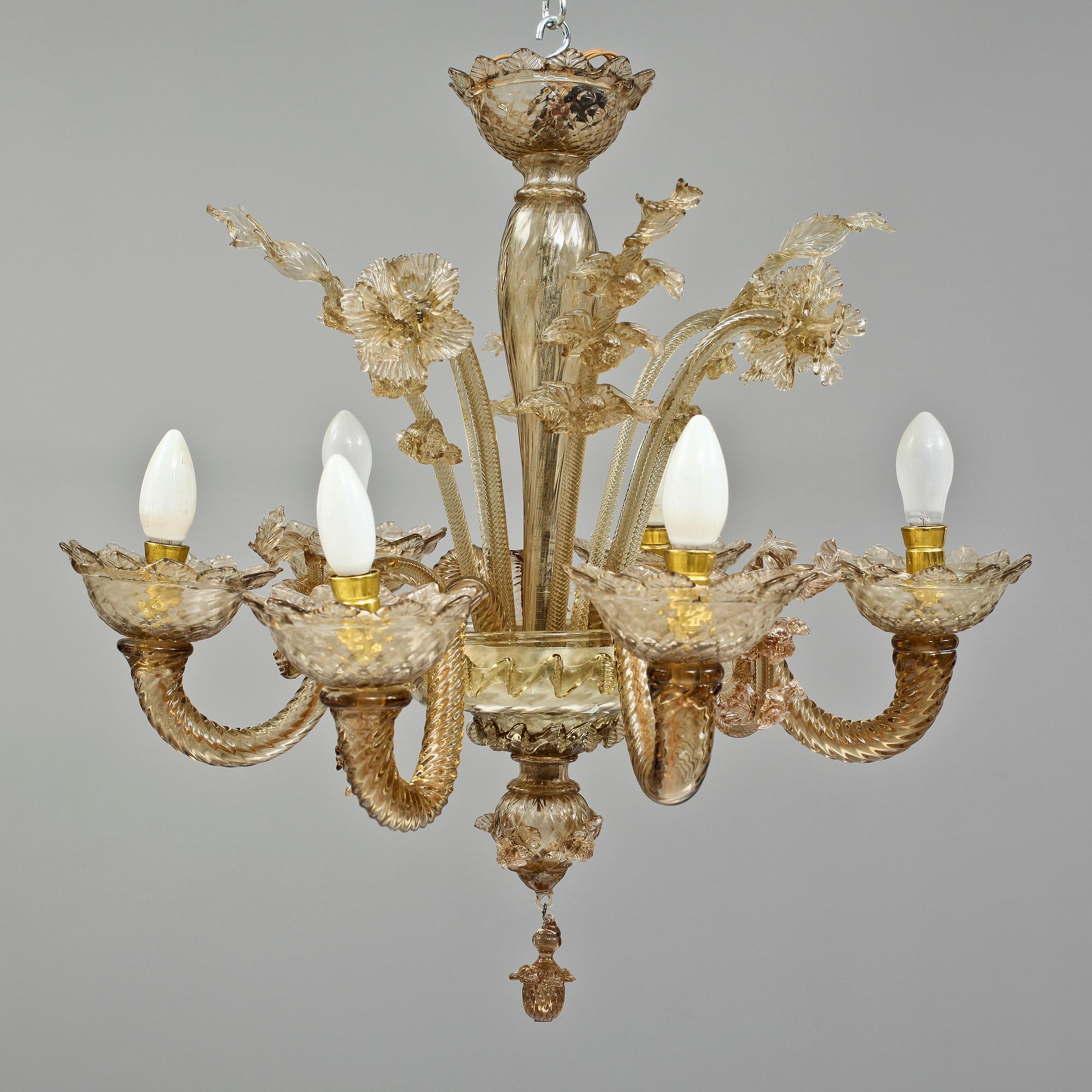 LJUSKRONA, venetiansk stil, omkring 1900-talets mitt, h 60.