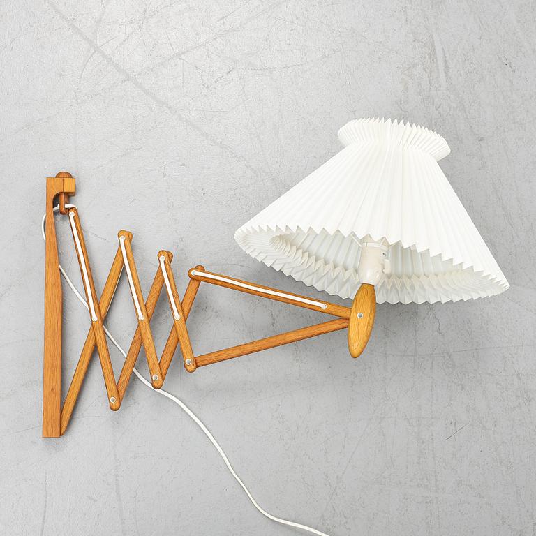 Erik Hansen, a '317/Saxelampe' wall lamp for Le Klint Denmark.