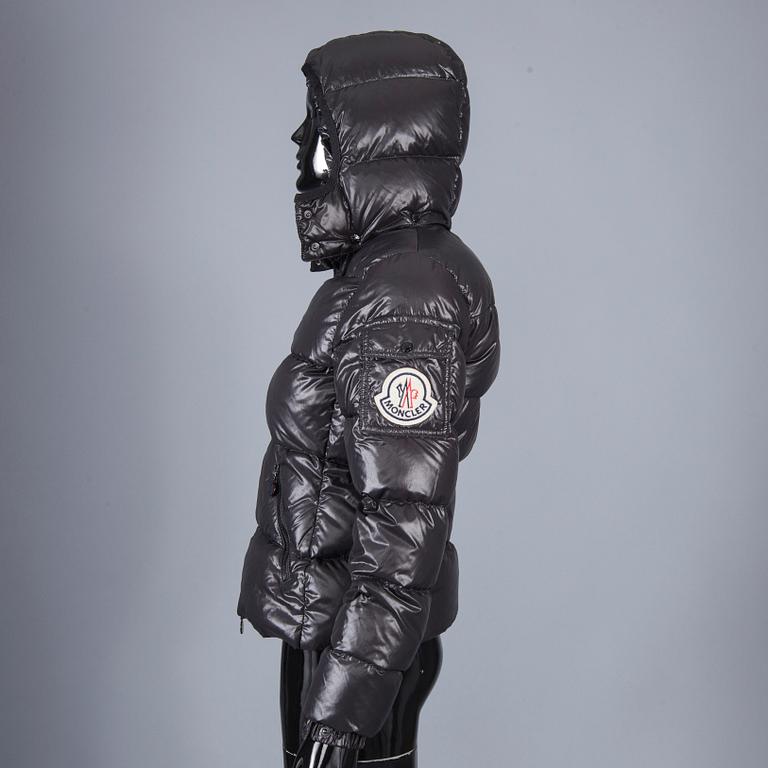 JACKA, Moncler.