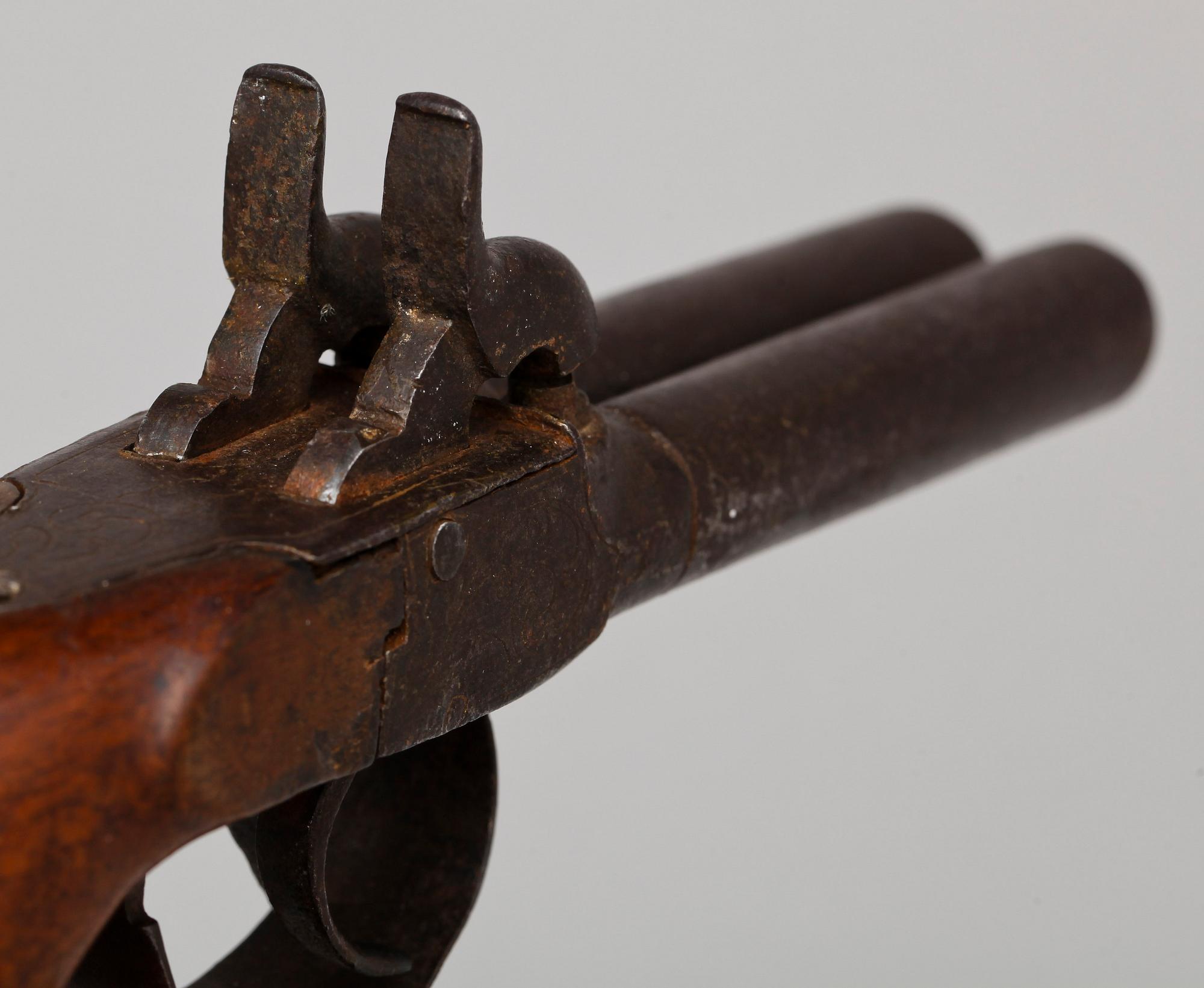 SLAGLÅSREVOLVRAR, 2 st, omkring 1800-talets mitt.