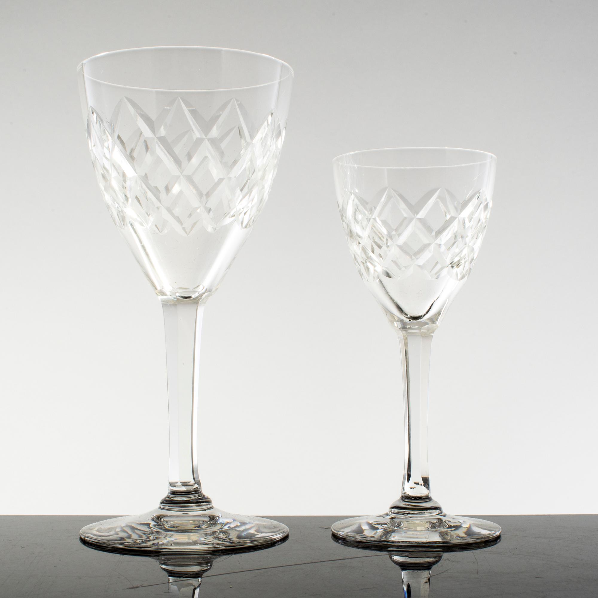 GLASSERVIS, 39 delar, glas, "Bror", Kosta.