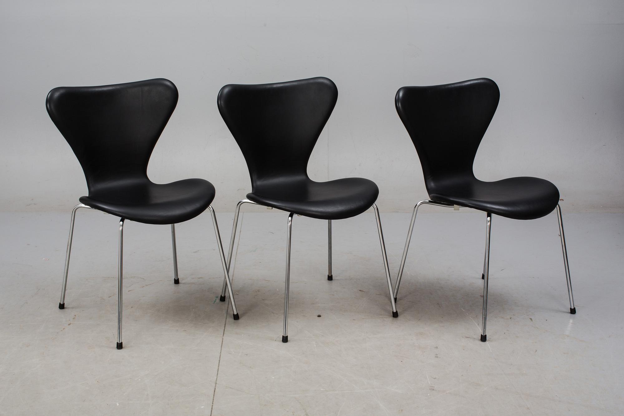 STOLAR, 6 st. "Sjuan". Arne Jacobsen för Fritz Hansen.