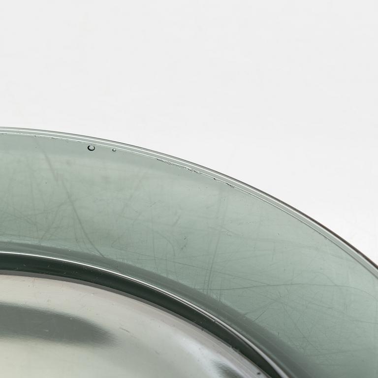 Kaj Franck, a 13-piece set of pressed glassware for Nuutajärvi, mid 20th century.
