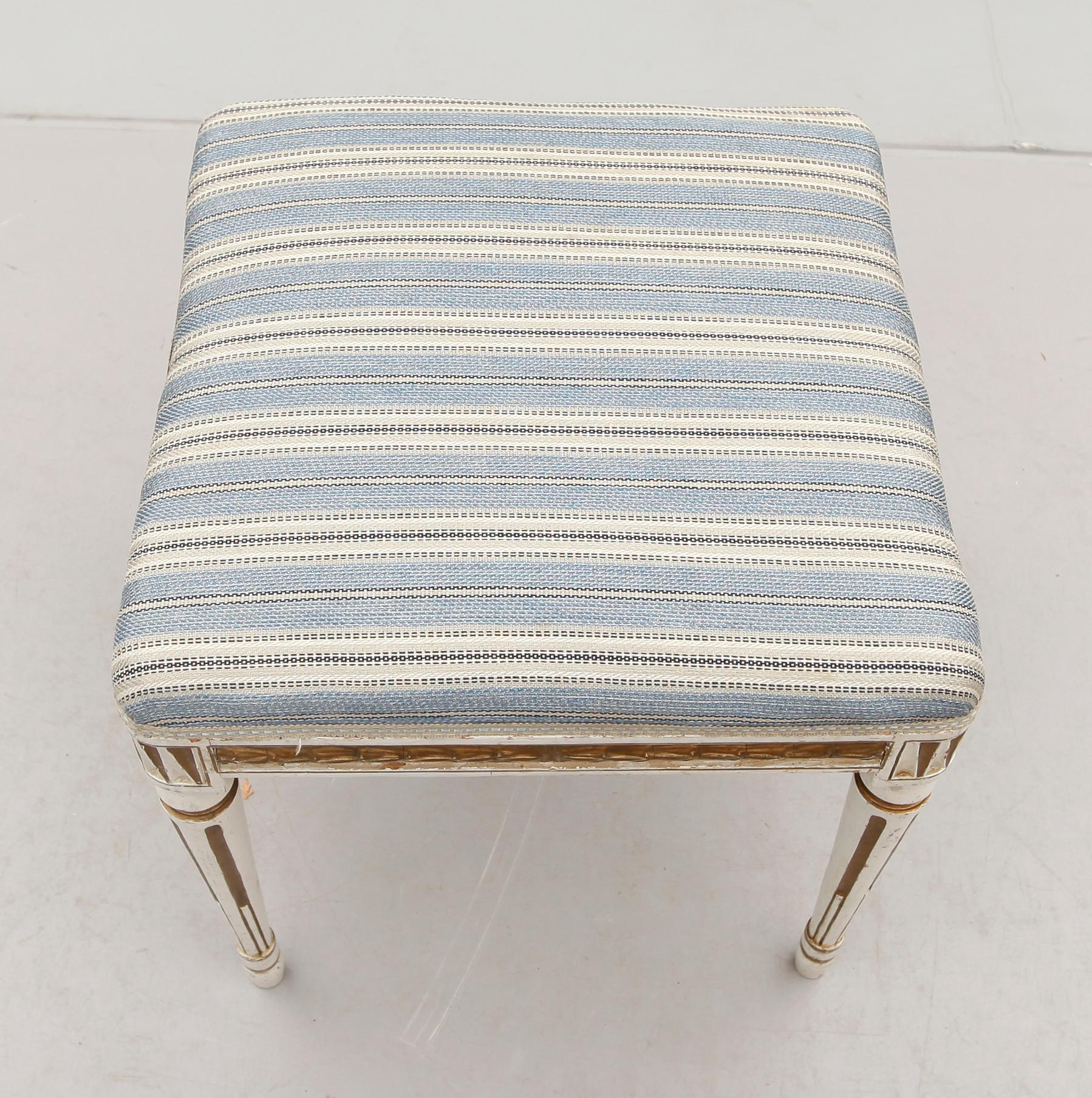 TABURETT, gustaviansk stil, 1800-/1900-tal.