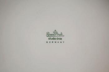 Two porcelian dishes by Fruhtrunk and Tapio Wirkkala for Rosenthal, signed and numbered.