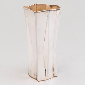 TAPIO WIRKKALA, a silver (916) vase 'TW6-4', Kultakekus Hämeenlinna 1967.