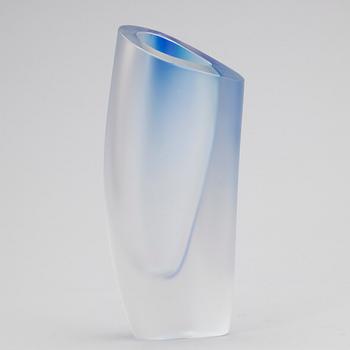 VAS, glas, Göran Wärff, Kosta Boda, Signerad.