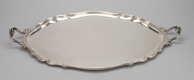 BRICKA, plate, rokokostil, 1900-tal.