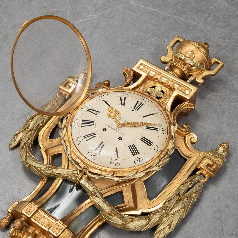VÄGGPENDYL, gustaviansk stil, Rob. Engström, Stockholm, omkring år 1900.