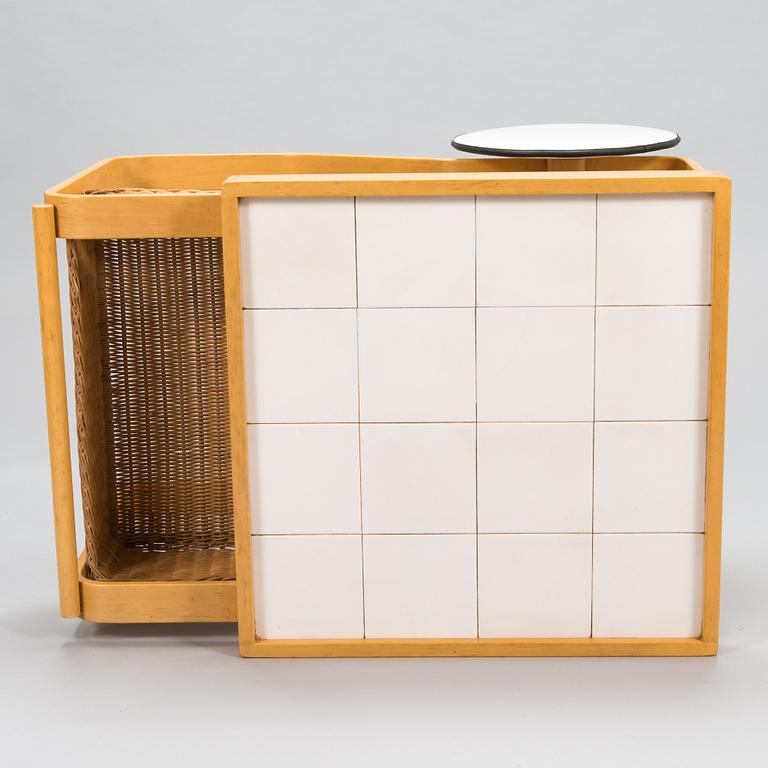 Alvar Aalto, tarjoiluvaunu, malli 900, Artek, 1900-luvun loppu.