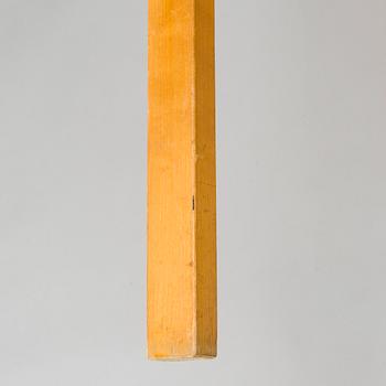 Alvar Aalto, skrivbord, "K81" för O.Y. Huonekalu-ja Rakennustyötehdas A.B. 1900-talets mitt.