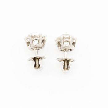 Earrings, a pair, Atelier ajour, platinum with old-cut diamonds.