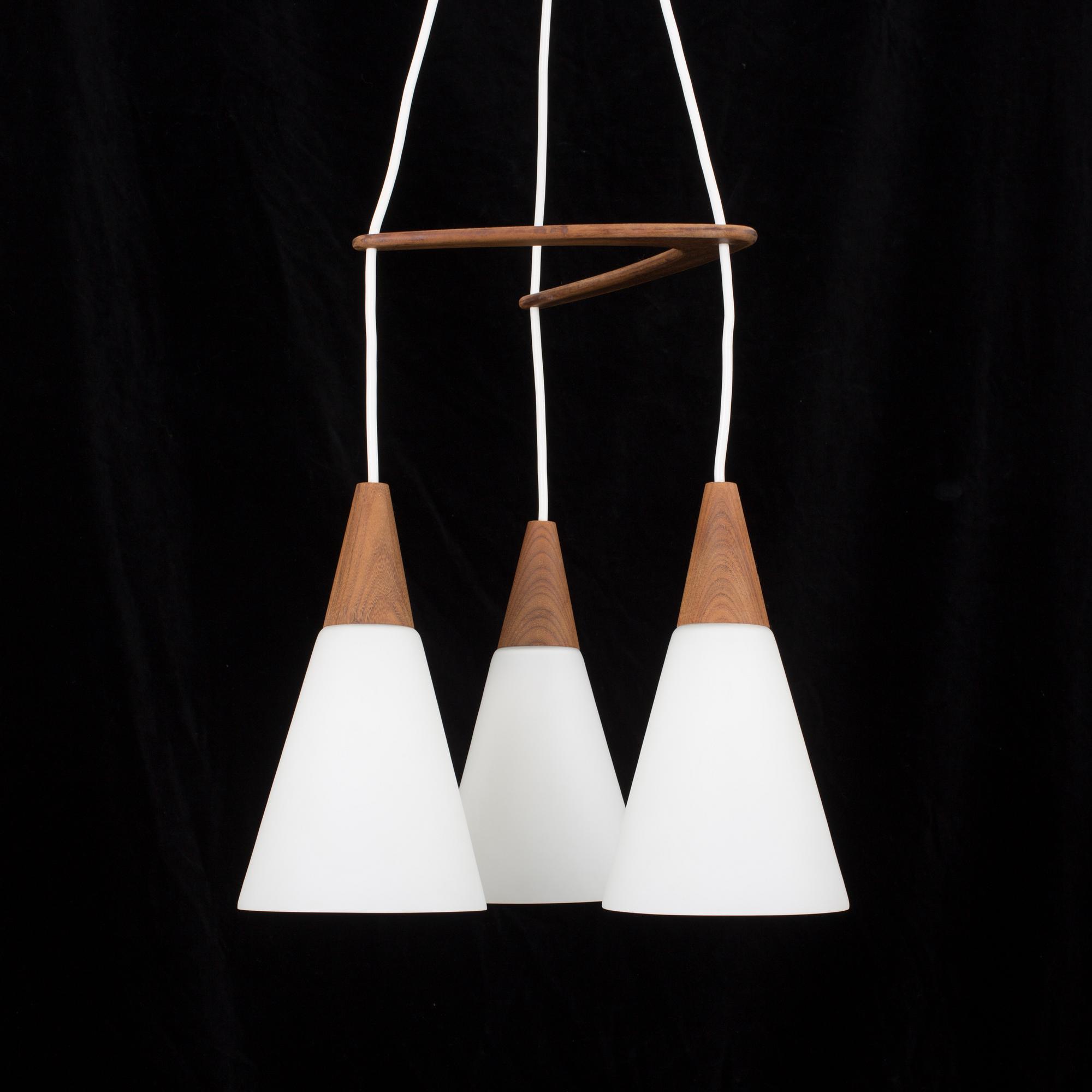 TAKLAMPA, Luxus, Uno Östen Kristensson, Vittsjö, 1960-/80-tal.