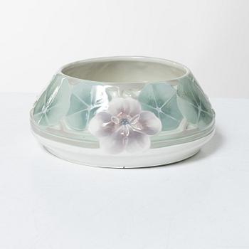 Hilma Persson-Hjelm, "Jössehärad", a porcelain figurine and an Art Nouveau bowl, Rörstrand, early 20th century.
