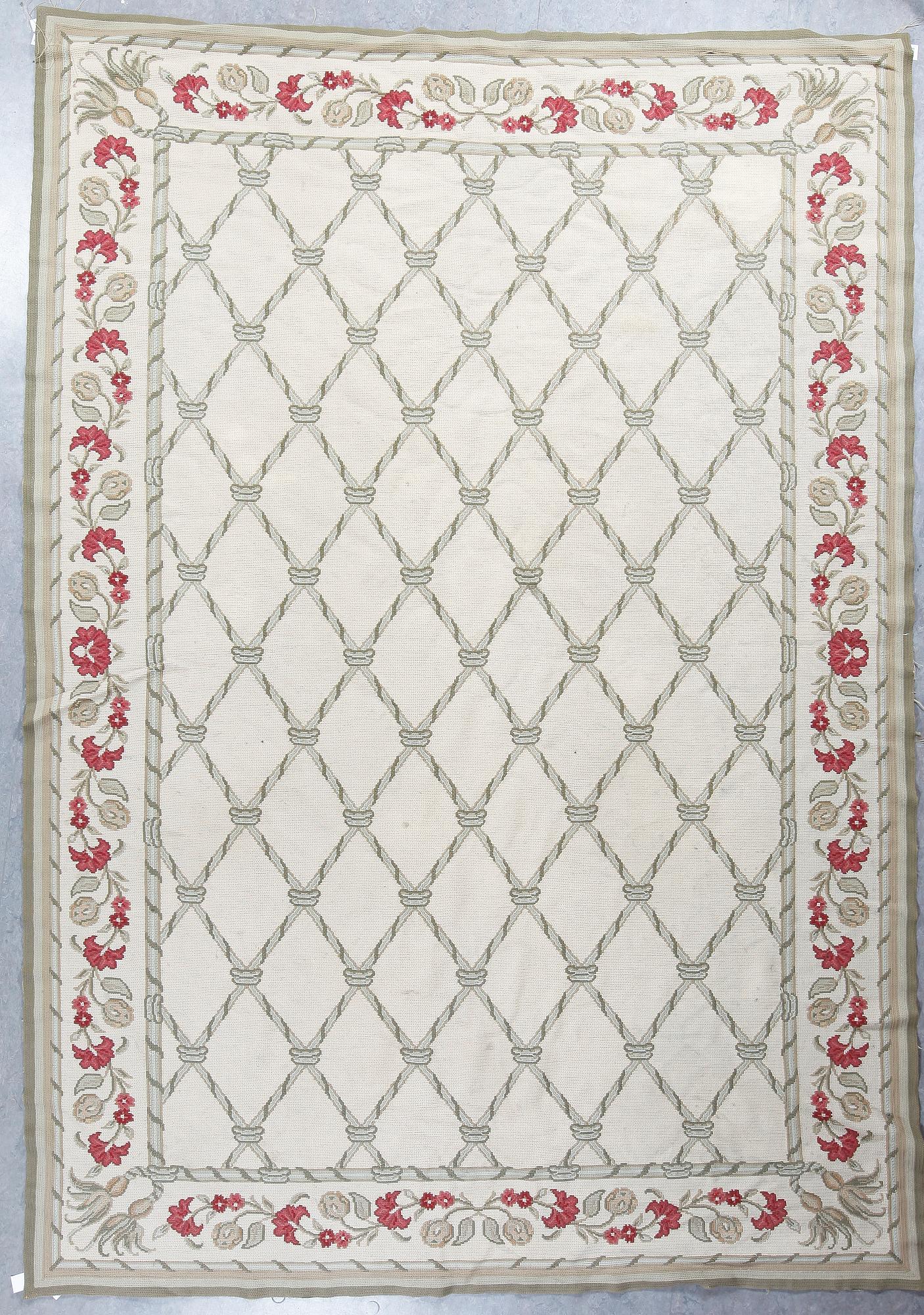 BRODERAD MATTA. Portugal 1900-talets sista fjärdedel. Ca 368 x 256 cm.