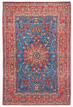 262. SEMI-ANTIQUE ESFAHAN PART SILK. 220 x 150,5 cm. (plus one end has 1,5 cm of flat weave).