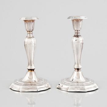 CG Hallberg, ljusstakar, ett par, sterlingsilver, Stockholm 1960.