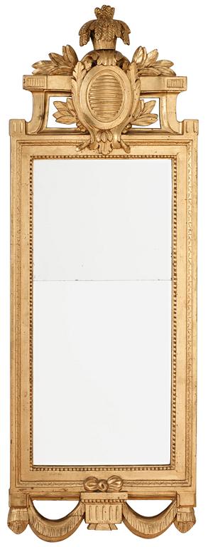 A Gustavian mirror.