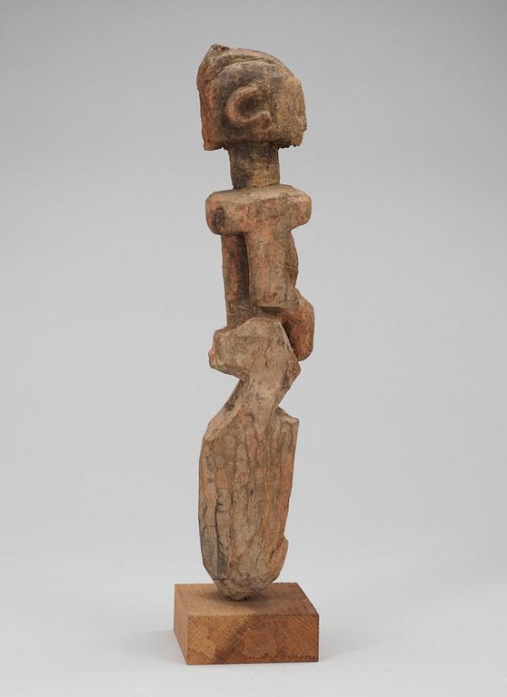 FETISH. Wood. Tellem/Dogon tribe. Mali mid - second half of the 19th century. Height 34 cm.