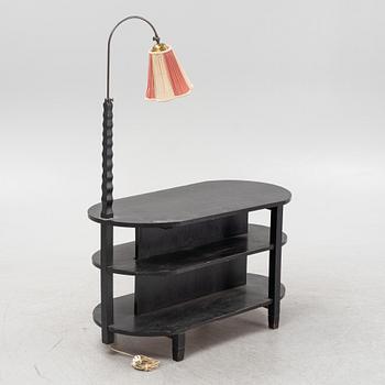 Bord med lampa, Funkis,, 1900-talets första hälft.