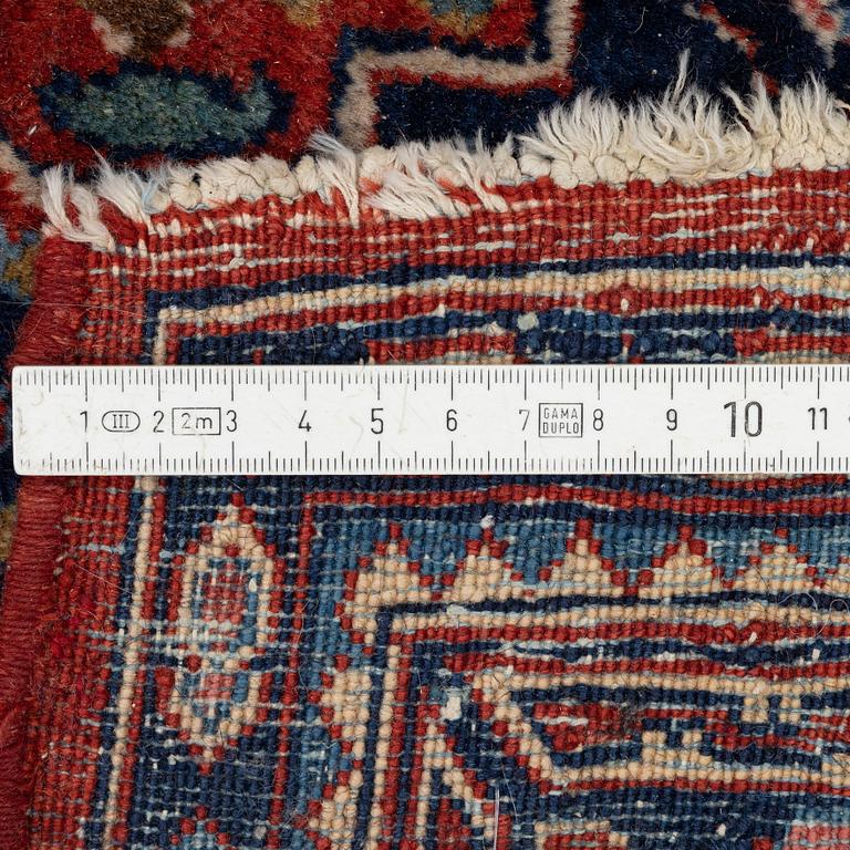 Rug, semi-antique, Djoshagan. Approx. 210x133 cm.