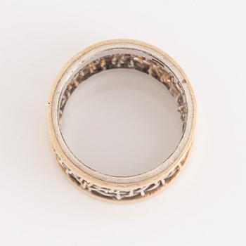 Högbergs Eftr Anette & Marie Silver, ring, Göteborg, 2002.