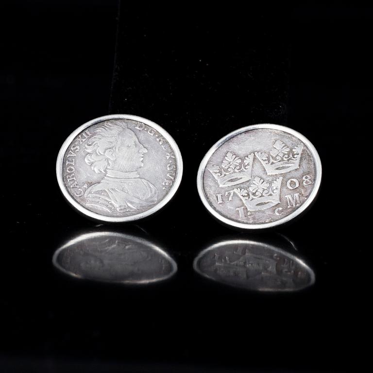 MANSCHETTKNAPPAR, silver, Sveriges kronor/mynt 1708.
