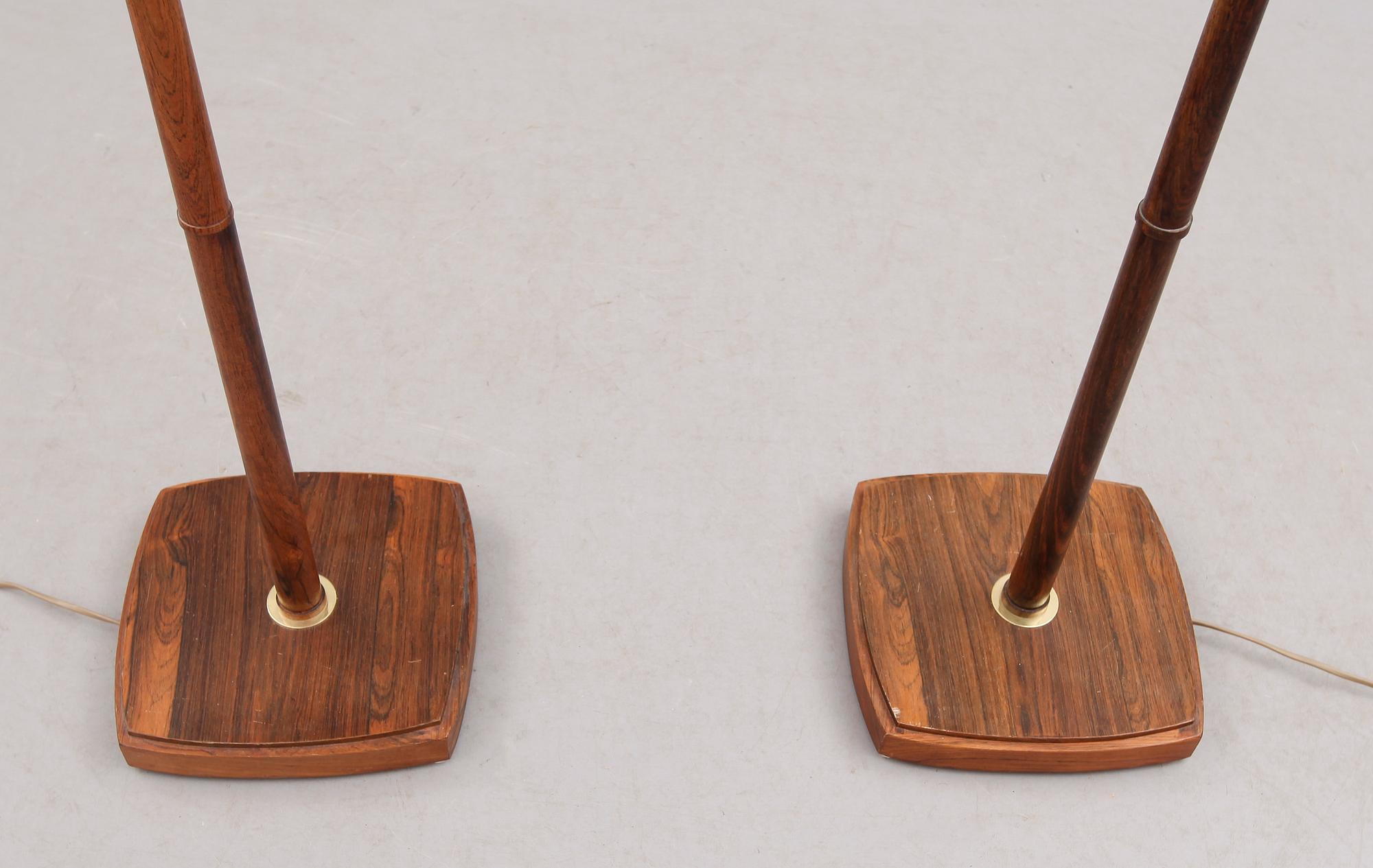 GOLVLAMPOR, 1 par, 1900-talets andra hälft.