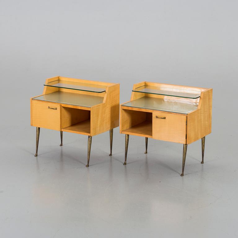 A pair of mid century nighstands.