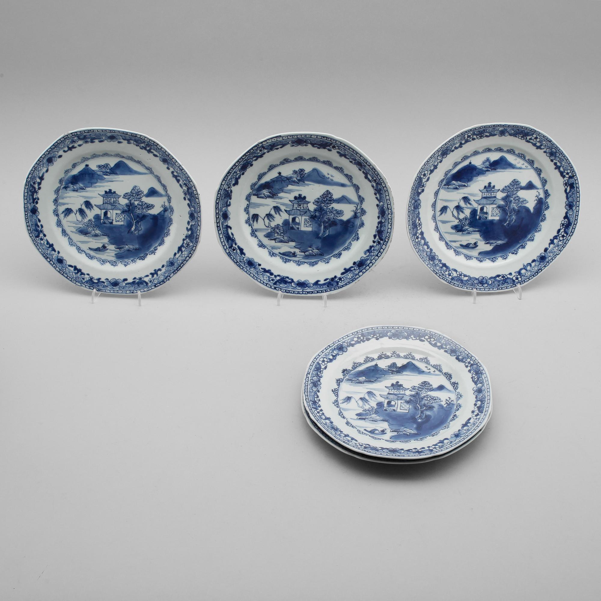 TALLRIKAR, 5 st, porslin, Kina, 1700-tal.