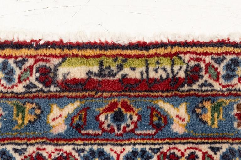 Carpet, oriental, approx. 385 x 292 cm.